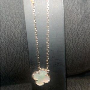 Elegant Silver Clover Pendant Necklace